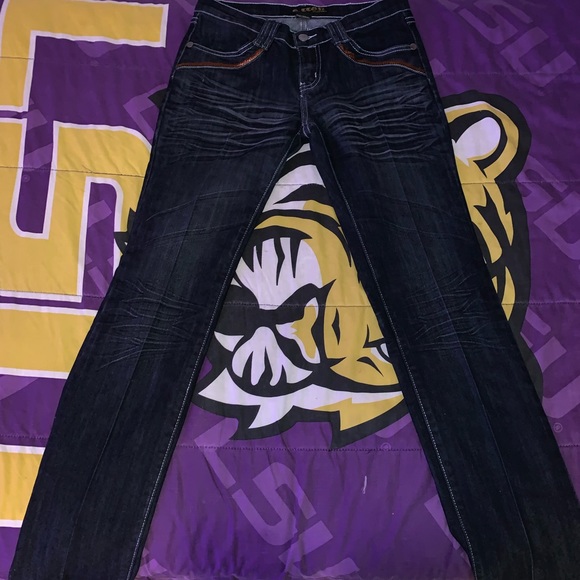 Jeans - Picture 1 of 3